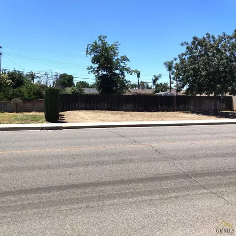 1209 Rawson Ave, Sanger, CA 93657 photo 1