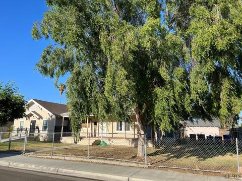 302 E St, Bakersfield, CA 93304 photo 1