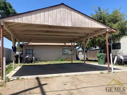 1605 3rd St, Wasco, CA 93280 photo 2