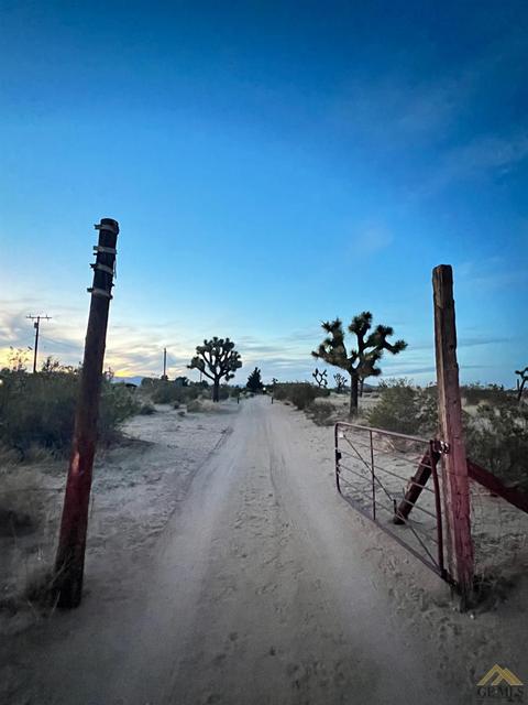 941 E Trotter Ave, Mojave, CA 93501 photo 33