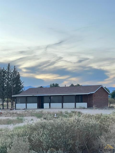 941 E Trotter Ave, Mojave, CA 93501 photo 1