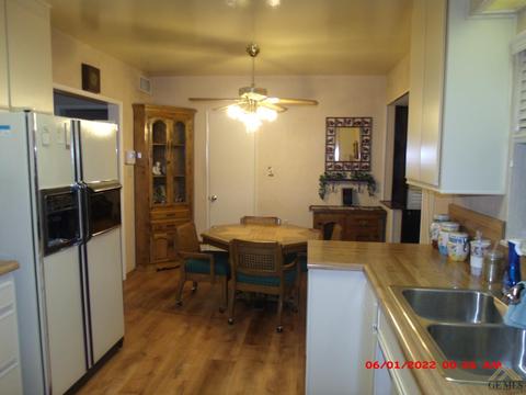 1026 Oak Ave, Wasco, CA 93280 photo 5