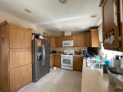 316 S 5th St, Taft, CA 93268 photo 11