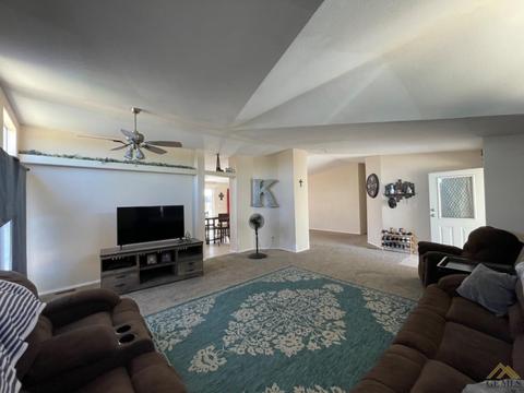 316 S 5th St, Taft, CA 93268 photo 10