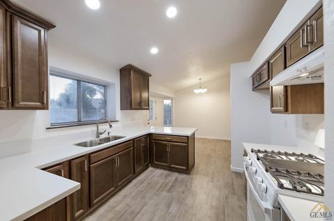 3613 Harris Rd, Bakersfield, CA 93313 photo 7