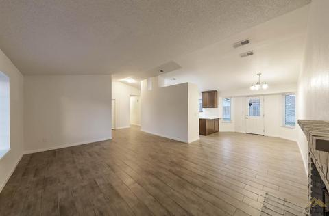 3613 Harris Rd, Bakersfield, CA 93313 photo 5