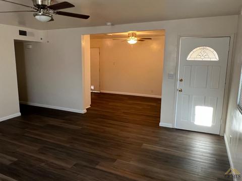 320 Ann Ave, Shafter, CA 93263 photo 2