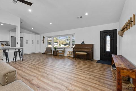 28081 Black Gold Way, Tehachapi, CA 93561 photo 18