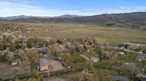 28081 Black Gold Way, Tehachapi, CA 93561 photo 9