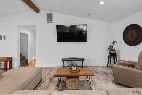 28081 Black Gold Way, Tehachapi, CA 93561 photo 17