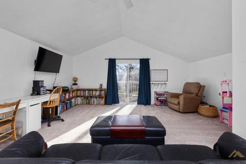 28081 Black Gold Way, Tehachapi, CA 93561 photo 37