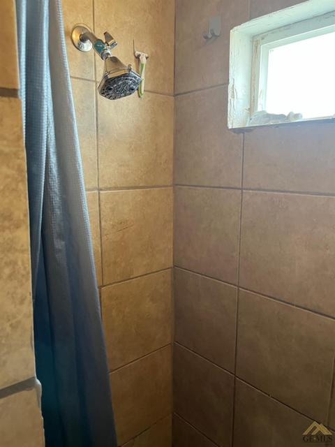 329 D St, Taft, CA 93268 photo 10