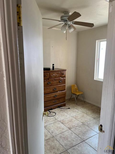 329 D St, Taft, CA 93268 photo 7