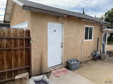 329 D St, Taft, CA 93268 photo 23