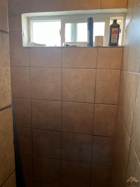 329 D St, Taft, CA 93268 photo 11