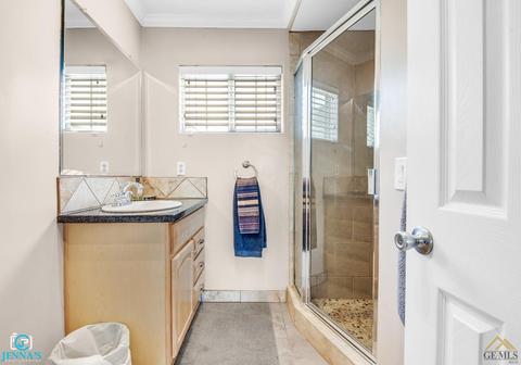 8530 E Wilson Rd, Bakersfield, CA 93307 photo 31