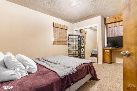 2500 Pine St, Bakersfield, CA 93301 photo 21