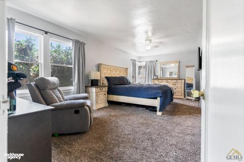 2500 Pine St, Bakersfield, CA 93301 photo 18