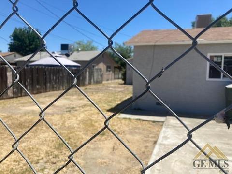 2242 2nd St, Wasco, CA 93280 photo 7
