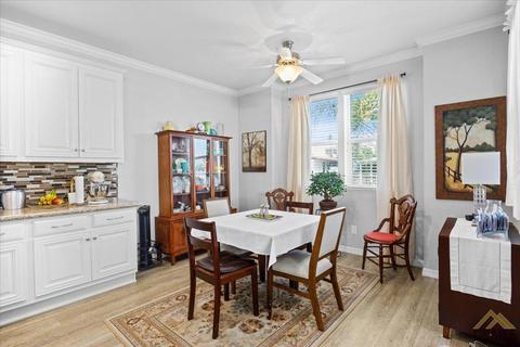 720 44th St, Bakersfield, CA 93301 photo 13