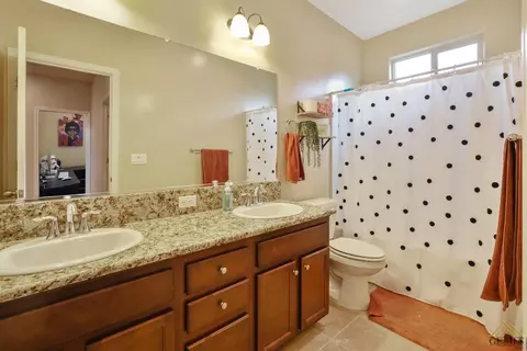 0 N 9227 Red Pine Dr, Shafter, CA 93263 photo 6
