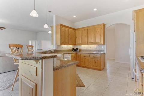 23741 Dart Dr, Tehachapi, CA 93561 photo 17