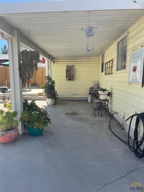 113 E Woodrow St, Taft, CA 93268 photo 30