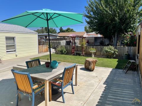 113 E Woodrow St, Taft, CA 93268 photo 32