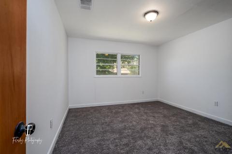 20630 Old Town Rd, Tehachapi, CA 93561 photo 19