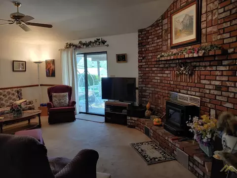 22610 Lake Dr, Tehachapi, CA 93561 photo 23