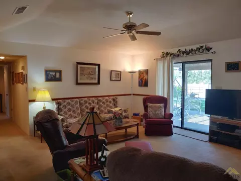 22610 Lake Dr, Tehachapi, CA 93561 photo 11