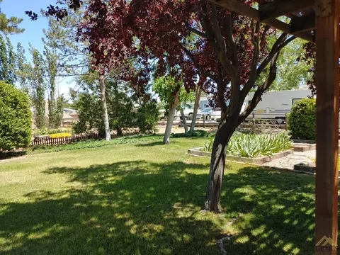 22610 Lake Dr, Tehachapi, CA 93561 photo 8
