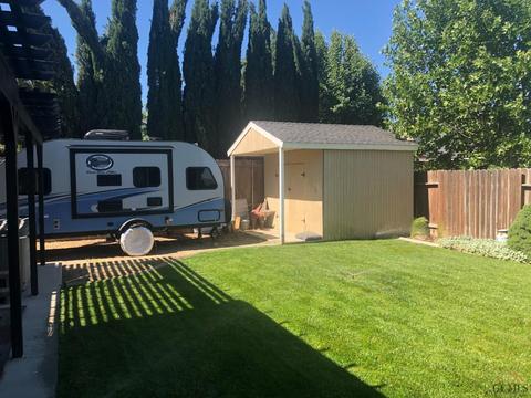 1301 Fair Oak Dr, Tehachapi, CA 93561 photo 38