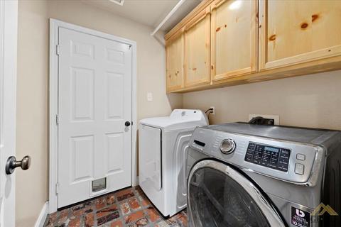 1301 Fair Oak Dr, Tehachapi, CA 93561 photo 33