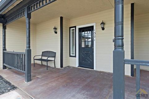 1301 Fair Oak Dr, Tehachapi, CA 93561 photo 5