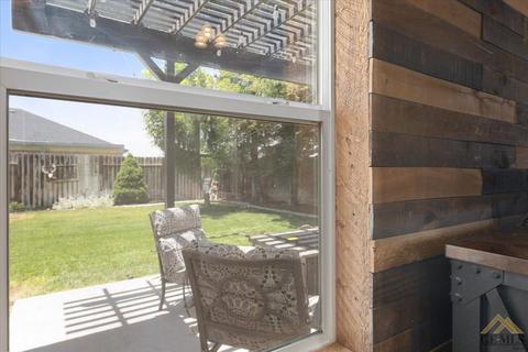 1301 Fair Oak Dr, Tehachapi, CA 93561 photo 9
