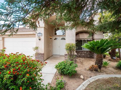 10402 Olympia Fields Dr, Bakersfield, CA 93312 photo 2