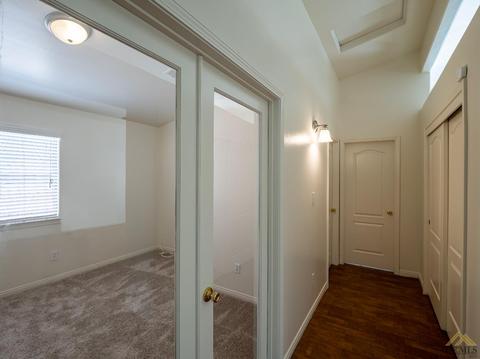 10402 Olympia Fields Dr, Bakersfield, CA 93312 photo 13