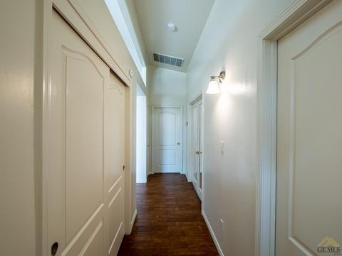 10402 Olympia Fields Dr, Bakersfield, CA 93312 photo 10