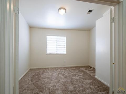 10402 Olympia Fields Dr, Bakersfield, CA 93312 photo 14
