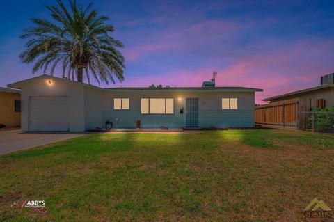 439 Mark Ave, Shafter, CA 93263 photo 2