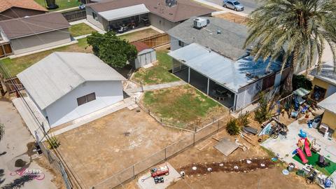 439 Mark Ave, Shafter, CA 93263 photo 8