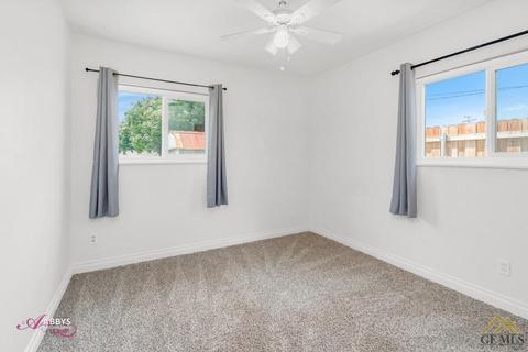 439 Mark Ave, Shafter, CA 93263 photo 24