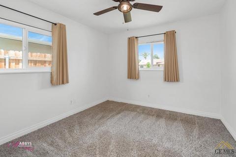 439 Mark Ave, Shafter, CA 93263 photo 16
