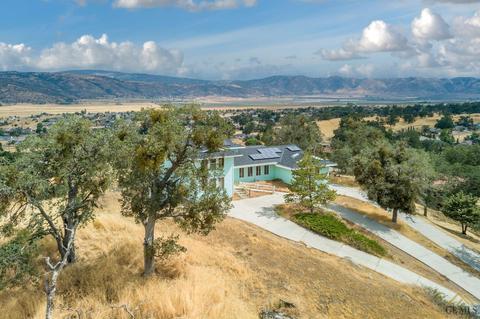 27901 Tim Tam Pl, Tehachapi, CA 93561 photo 4