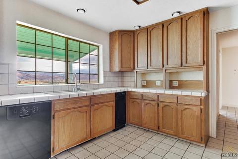 27901 Tim Tam Pl, Tehachapi, CA 93561 photo 14