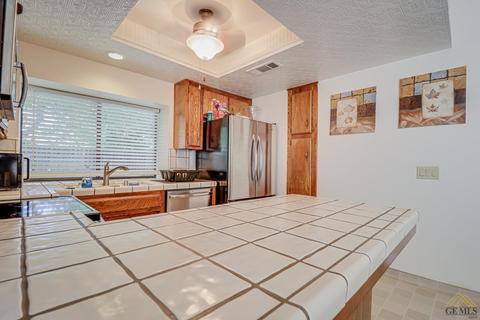 8420 Stuart Ct, Bakersfield, CA 93311 photo 11