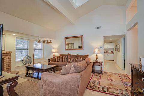 8420 Stuart Ct, Bakersfield, CA 93311 photo 7