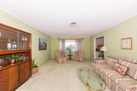 2513 Silver Dr, Bakersfield, CA 93306 photo 5