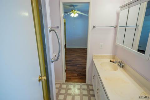 617 45th St, Bakersfield, CA 93301 photo 23